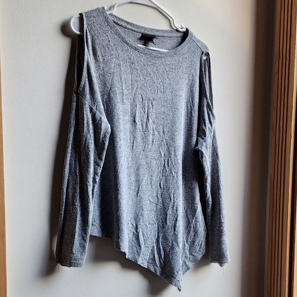 Mossimo Supply Co. Gray Cold Shoulder Sweater Size XS - Picture 3 of 16